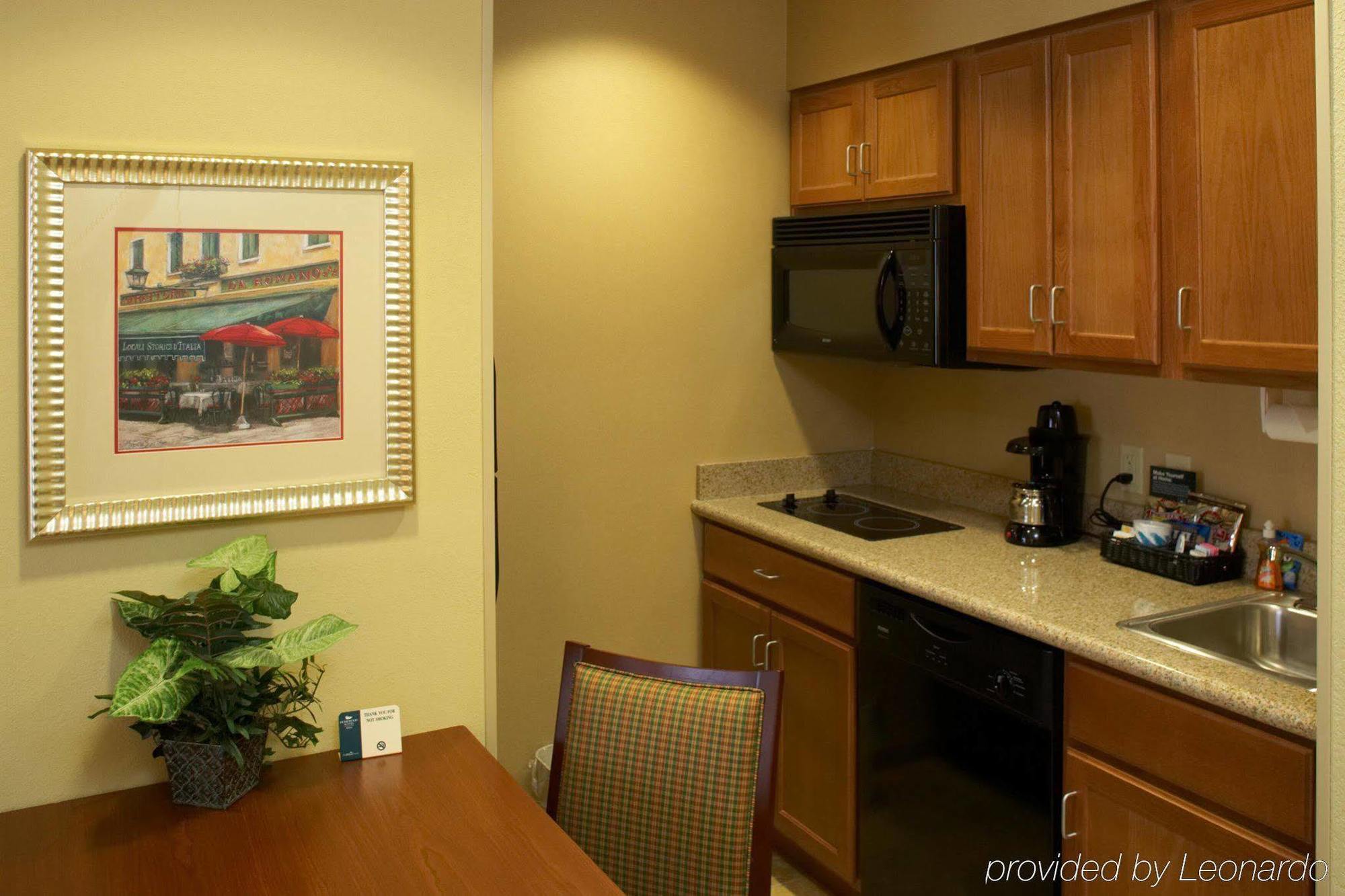 Homewood Suites Champaign-Urbana Pokoj fotografie